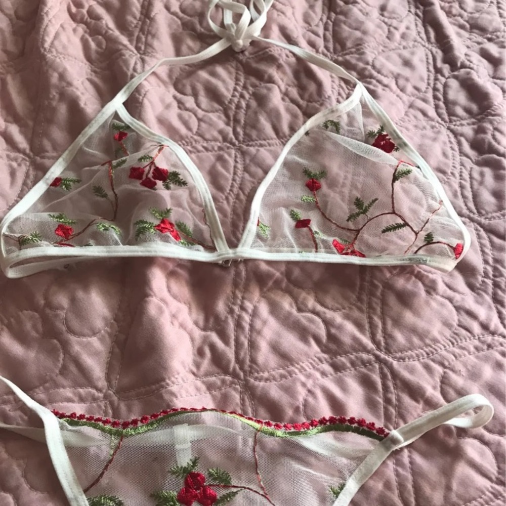 floral lingerie set